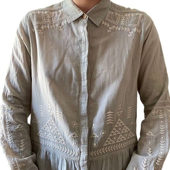 Johnny Was 3J Workshop Sage Green Floral Embroidered Button Down Blouse Sz M - Picture 5 of 10